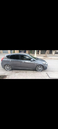 voitures-hyundai-accent-rb-5-portes-2019-batna-algerie