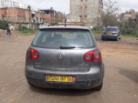 moyenne-berline-volkswagen-golf-5-2007-bouinan-blida-algerie