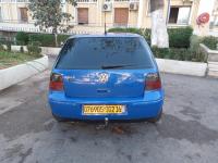 moyenne-berline-volkswagen-golf-4-2002-match-rais-hamidou-alger-algerie