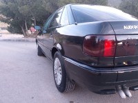 سيارات-audi-80-1992-آريس-باتنة-الجزائر