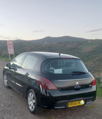 voitures-peugeot-308-2014-oum-toub-skikda-algerie