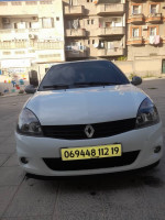 voitures-renault-clio-campus-2012-bye-setif-algerie