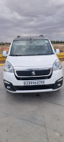 voitures-peugeot-partner-2017-ain-lahdjar-setif-algerie