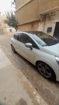 voitures-renault-clio-4-2018-gt-line-aflou-laghouat-algerie