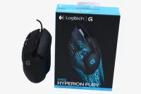 Logitech G402 Hyperion Fury Souris Gamer Filaire, Suivi Optique 4000PPP, Ultra Léger, Ultra-rapide..