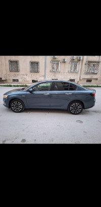 voitures-fiat-tipo-sedan-2023-life-constantine-algerie