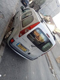 voitures-renault-kangoo-2011-grand-confort-tipaza-algerie