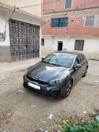 voitures-kia-cerato-2019-khenchela-algerie