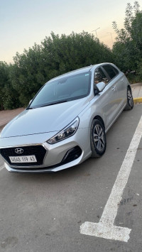 voitures-hyundai-i30-2019-prestige-rouached-mila-algerie