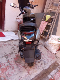 motos-et-scooters-cuxi-sim-vms-2024-zeralda-alger-algerie