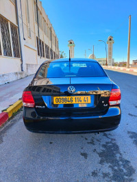 voitures-volkswagen-polo-sedan-2014-oum-el-adhaim-souk-ahras-algerie