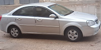 voitures-chevrolet-optra-4-portes-2009-djelfa-algerie