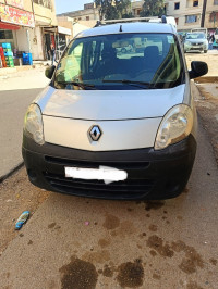 voitures-renault-kangoo-2013-lakhdaria-bouira-algerie