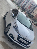 voitures-peugeot-208-2015-el-eulma-setif-algerie