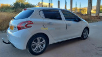 voitures-peugeot-208-2015-allure-constantine-algerie