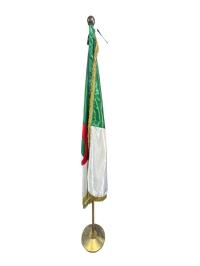 آخر-drapeau-national-avec-socle-grand-modele-زرالدة-الجزائر