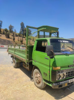 camion-toyota-plateau-1981-tizi-ouzou-algerie