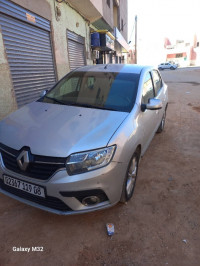 voitures-renault-symbol-2019-bechar-algerie