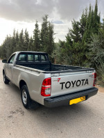 voitures-toyota-hilux-2014-mascara-algerie