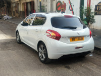 voitures-peugeot-208-2015-allure-blida-algerie