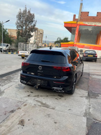 voitures-volkswagen-golf-8-2021-r-line-guelma-algerie