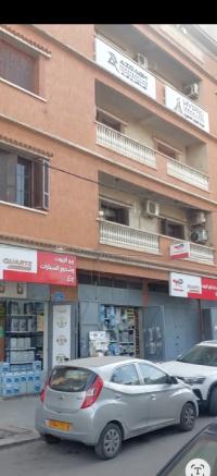 شقة-كراء-طابق-فيلا-4-غرف-الجزائر-باب-الزوار