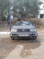 berline-volkswagen-vento-1994-bouzareah-alger-algerie