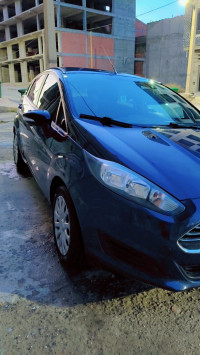 voitures-ford-fiesta-2014-trend-look-boumerdes-algerie