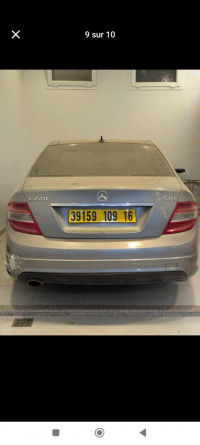 voitures-mercedes-classe-c-2009-avantagared-laghouat-algerie