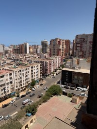 شقة-بيع-4-غرف-وهران-بئر-الجير-الجزائر
