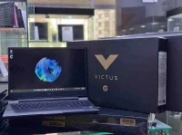 PC gaming HP victus RTX4060 