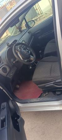 سيارات-toyota-yaris-2012-البويرة-الجزائر