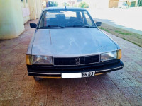 berline-peugeot-305-1986-ksar-el-hirane-laghouat-algerie