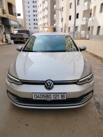 voitures-volkswagen-golf-8-2021-united-hydra-alger-algerie