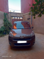 voitures-peugeot-partner-2015-tepee-allure-ouled-mimoun-tlemcen-algerie