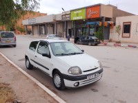 سيارات-renault-clio-2-2000-الأغواط-الجزائر