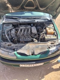 سيارات-renault-laguna-1-2000-غزوات-تلمسان-الجزائر
