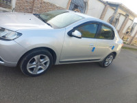 voitures-renault-symbol-2016-el-milia-jijel-algerie