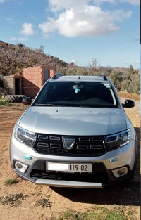 voitures-dacia-sandero-2019-zebboudja-chlef-algerie