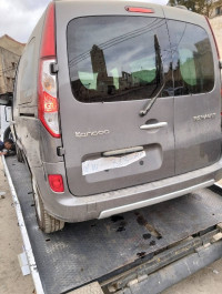 voitures-renault-kangoo-2021-privilege-tiberkanine-ain-defla-algerie