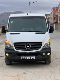 voitures-mercedes-sprinter-2018-sureleve-chassis-moyen-ain-mlila-oum-el-bouaghi-algerie