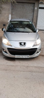 voitures-peugeot-207-2012-new-active-batna-algerie