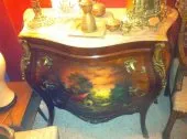 Commode style Louis XV bombée