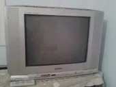 deux (02) téléviseurs