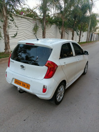 voitures-kia-picanto-2014-oran-algerie