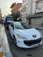 moyenne-berline-peugeot-308-2011-setif-algerie