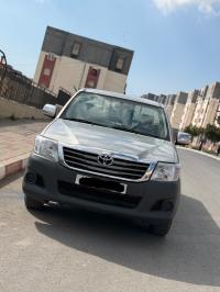 شاحنة-toyota-hilux-2016-المدية-الجزائر