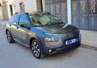 voitures-citroen-c4-cactus-2015-feel-jijel-algerie