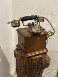 Ancien téléphone1910