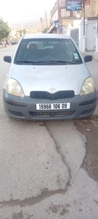 سيارات-toyota-yaris-2006-بوفاريك-البليدة-الجزائر
